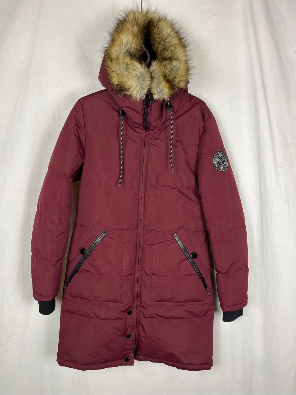 Noize Borge DVSN Weather Guarded Hooded Burgundy Parka Jaket with Faux Fur Hood